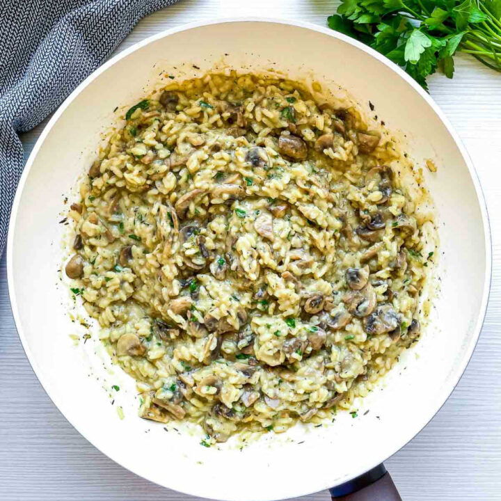 Finished creamy mushroom herb rice in pan.